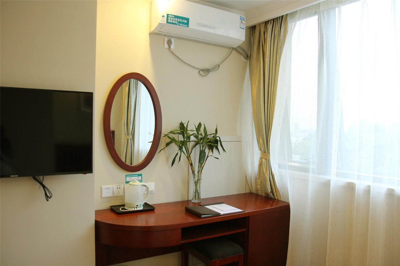 Greentree Inn Xinjiang Fukang Fukang Business Hotel Changji Exteriér fotografie