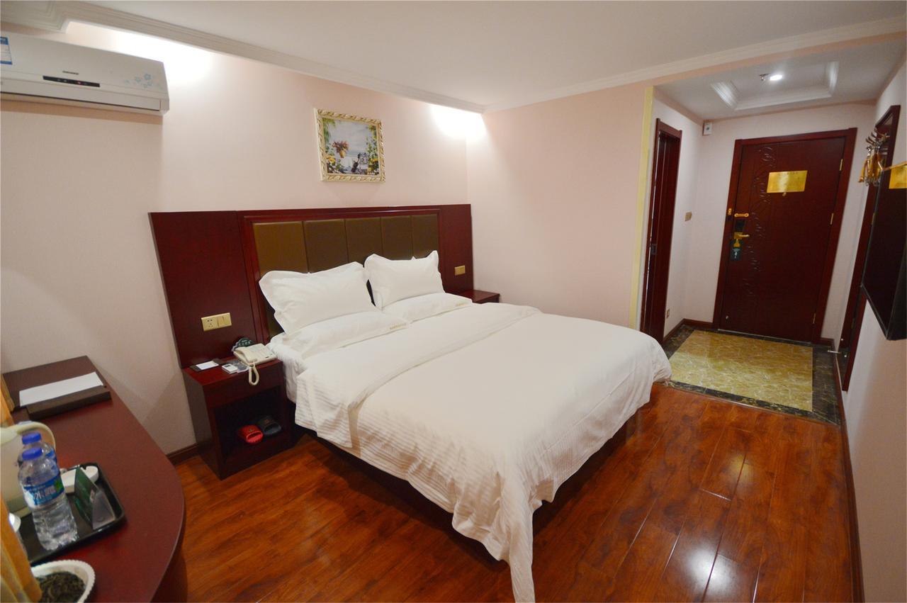 Greentree Inn Xinjiang Fukang Fukang Business Hotel Changji Exteriér fotografie
