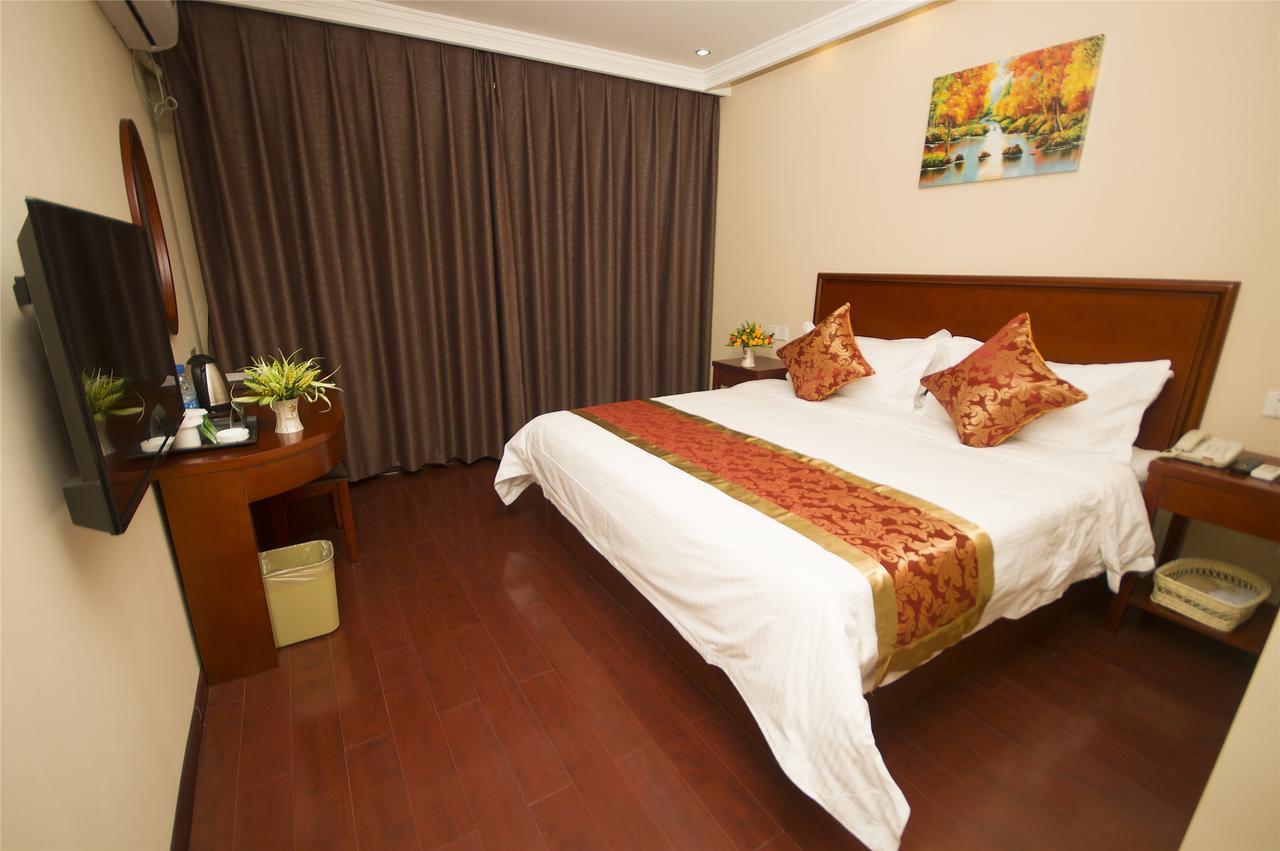 Greentree Inn Xinjiang Fukang Fukang Business Hotel Changji Exteriér fotografie